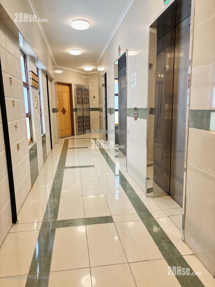 Parkview Court Rental 2 Bedrooms , 1 Bathroom 478 ft²