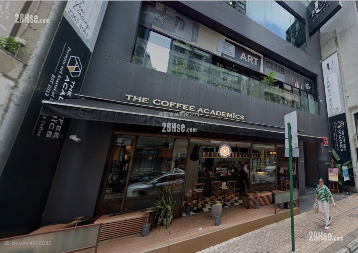 Apartment Rental 3 Bedrooms , 1 Bathroom 595 ft²