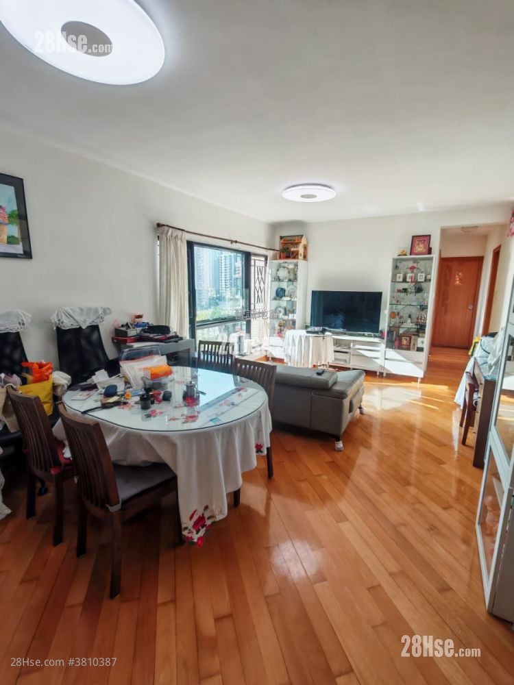 爱琴海岸 售盘 4 房 , 3 浴室 811 平方尺