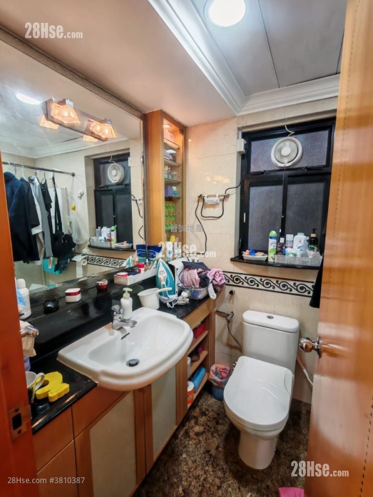 爱琴海岸 售盘 4 房 , 3 浴室 811 平方尺