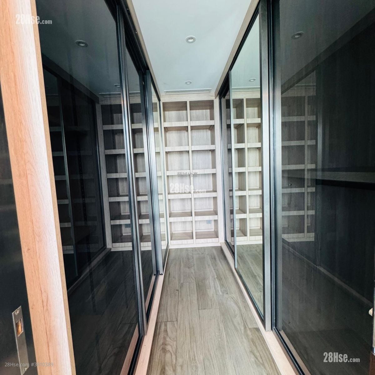 Aquamarine Garden Sell 4 Bedrooms , 4 Bathrooms 1,481 ft²