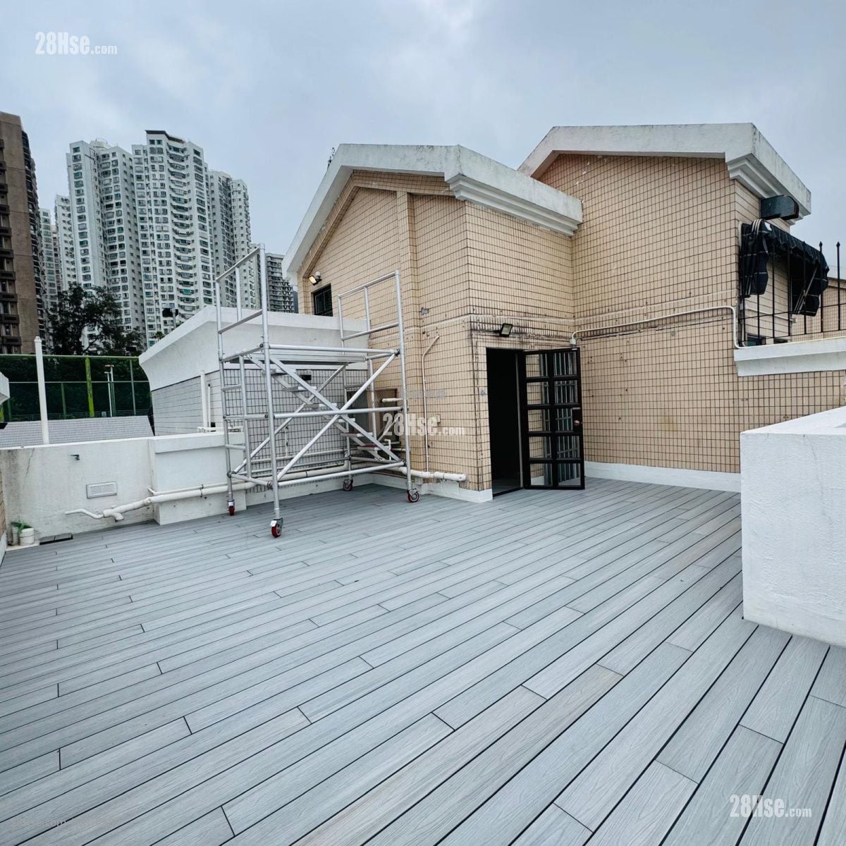 Aquamarine Garden Sell 4 Bedrooms , 4 Bathrooms 1,481 ft²