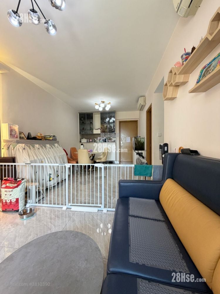 The Bloomsway Sell 3 Bedrooms , 2 Bathrooms 839 ft²