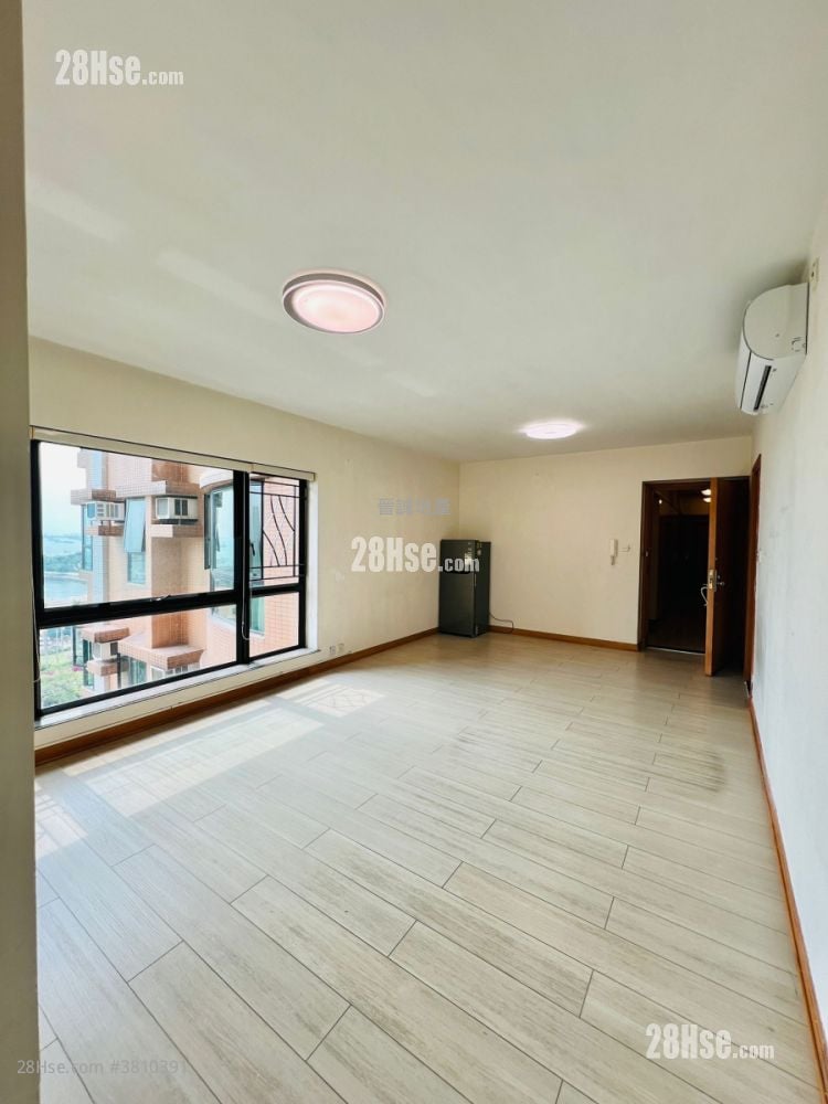 Aegean Coast Sell 4 Bedrooms , 3 Bathrooms 811 ft²