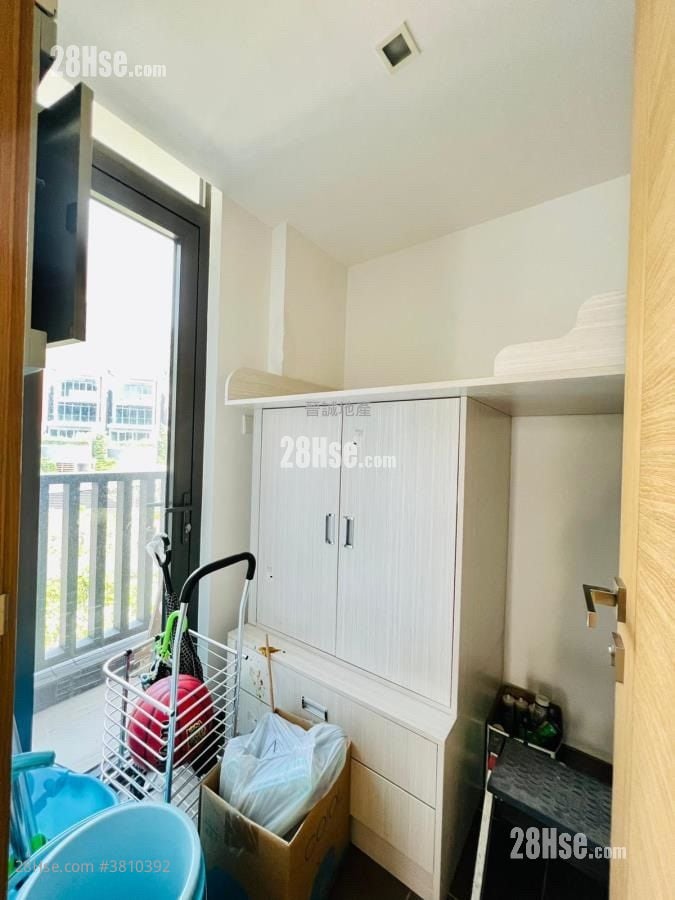 The Bloomsway Sell 4 Bedrooms , 4 Bathrooms 1,259 ft²