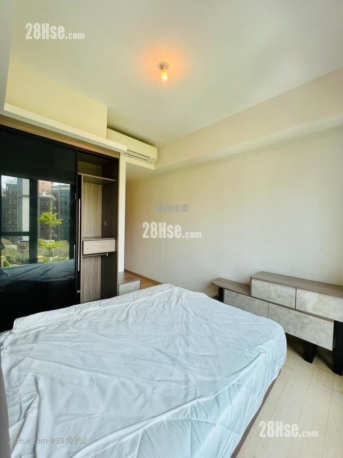 The Bloomsway Sell 4 Bedrooms , 4 Bathrooms 1,259 ft²