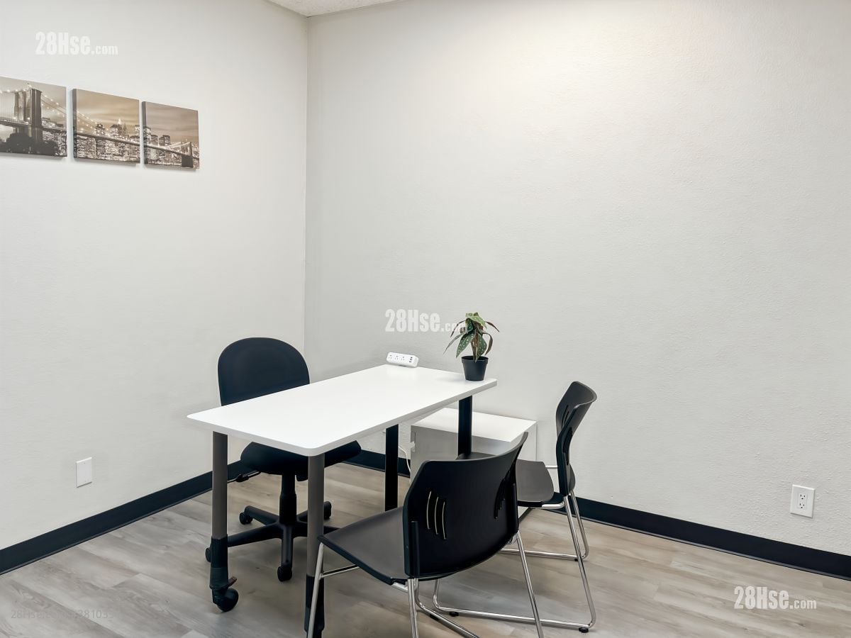 Centre Parc Rental 59,510 ft²