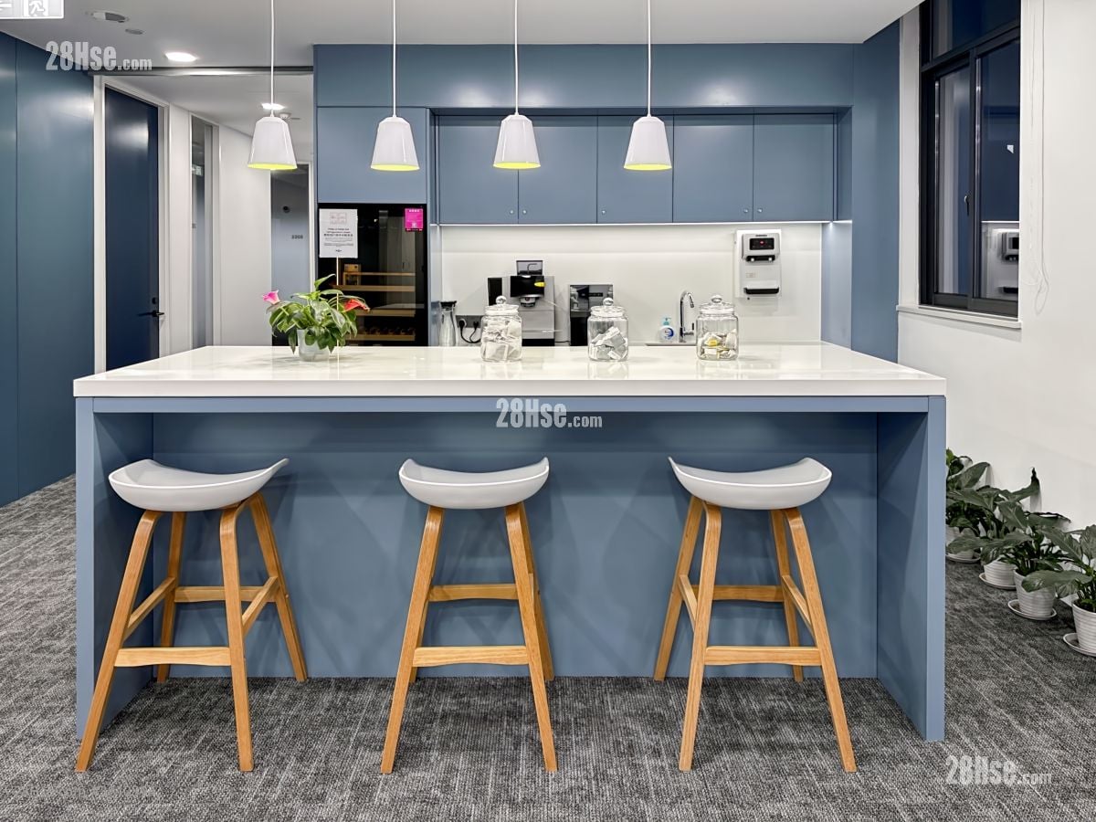 Centre Parc Rental 59,510 ft²