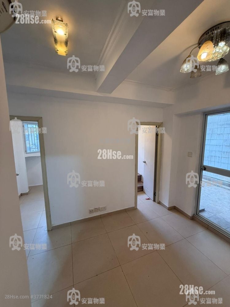 Lai Po Building Sell 2 Bedrooms , 1 Bathroom 262 ft²