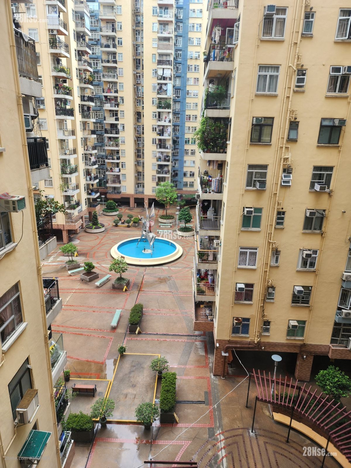 Mei Foo Sun Chuen Sell 918 ft²