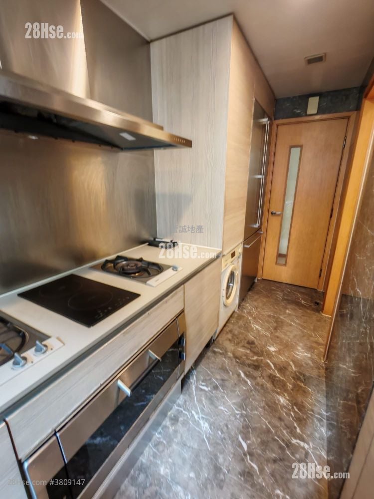 星堤 售盘 4 房 , 3 浴室 1,142 平方尺