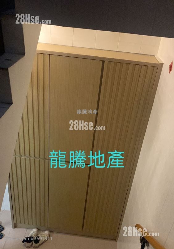 村屋 售盘 3 房 , 2 浴室