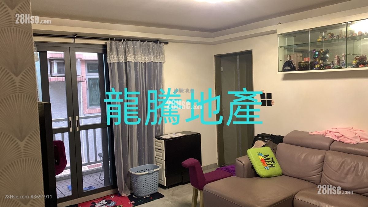 村屋 售盘 3 房 , 2 浴室