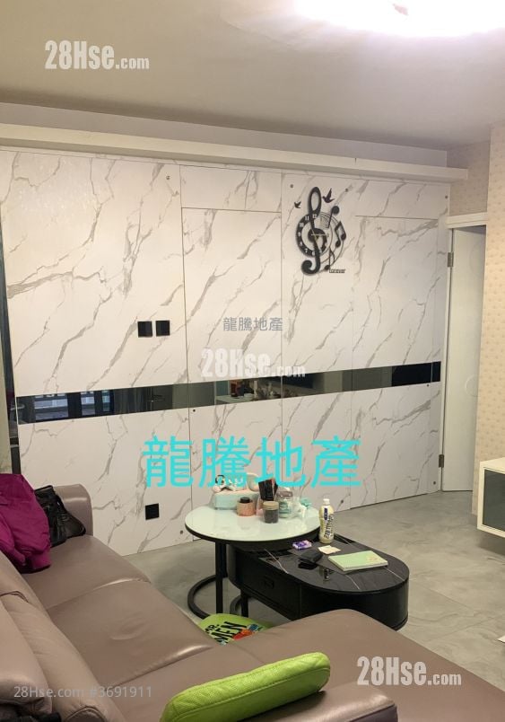 村屋 售盘 3 房 , 2 浴室