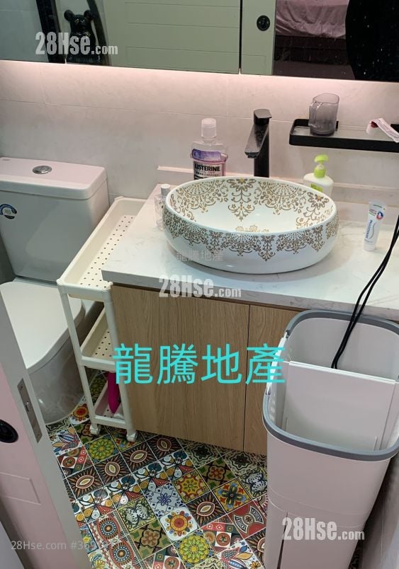 村屋 售盘 3 房 , 2 浴室