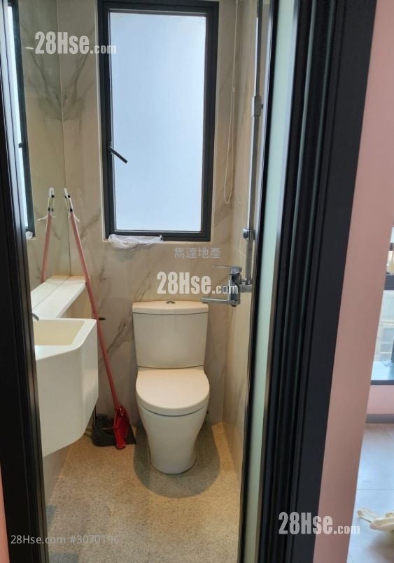 Khora Rental 1 Toilet