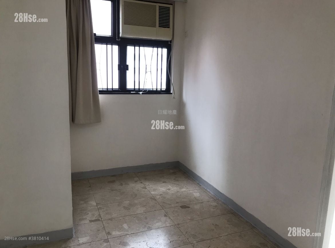 Tak Lee Building Sell 2 Bedrooms , 1 Bathroom 423 ft²