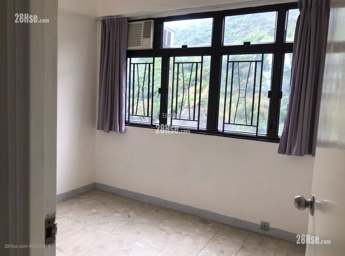 Tak Lee Building Sell 2 Bedrooms , 1 Bathroom 423 ft²