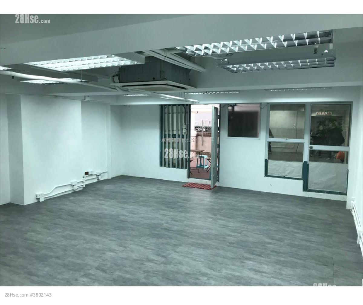 Premier Centre Rental 1 Bedroom , 1 Toilet 618 ft²