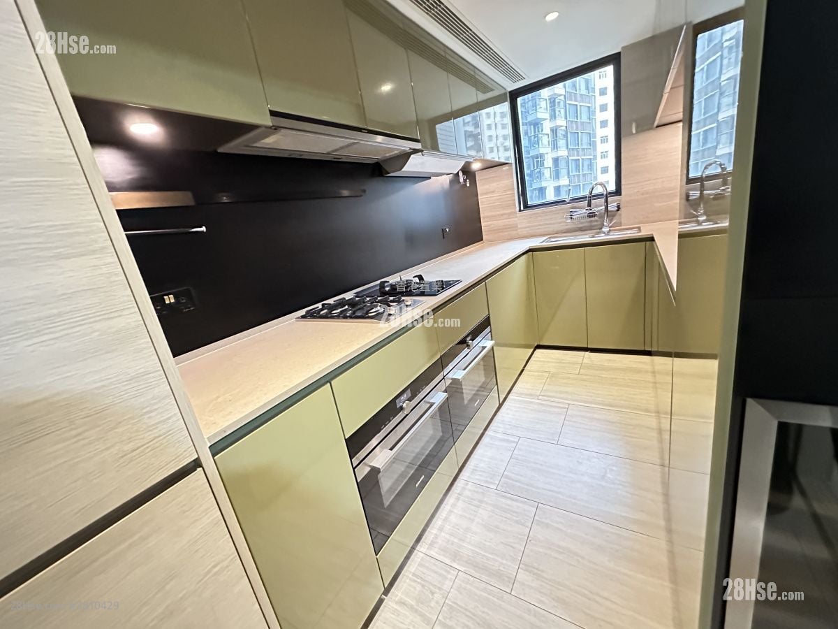 柏蔚山 租盘 906 平方尺