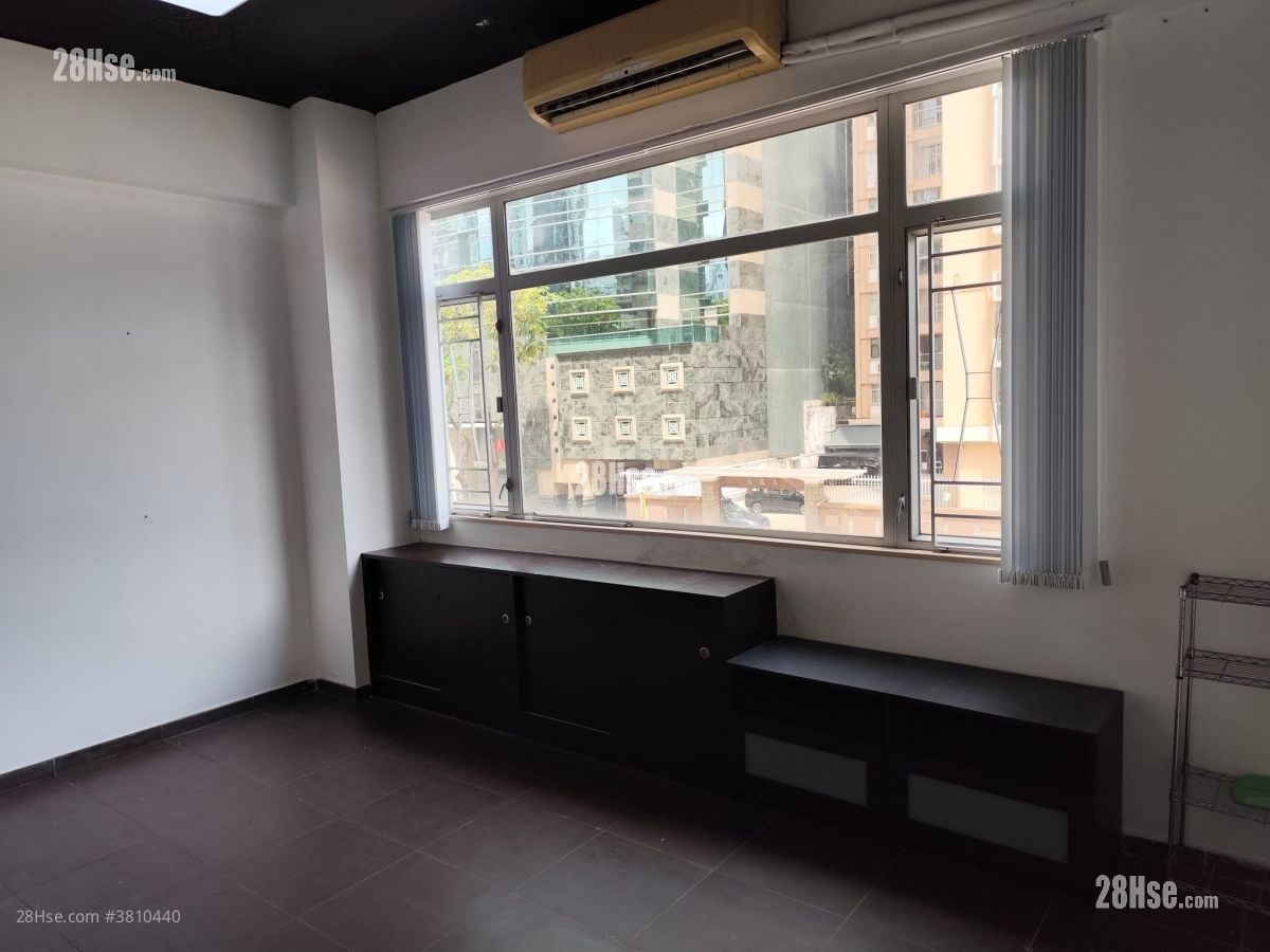 富都大厦 租盘 310 平方尺