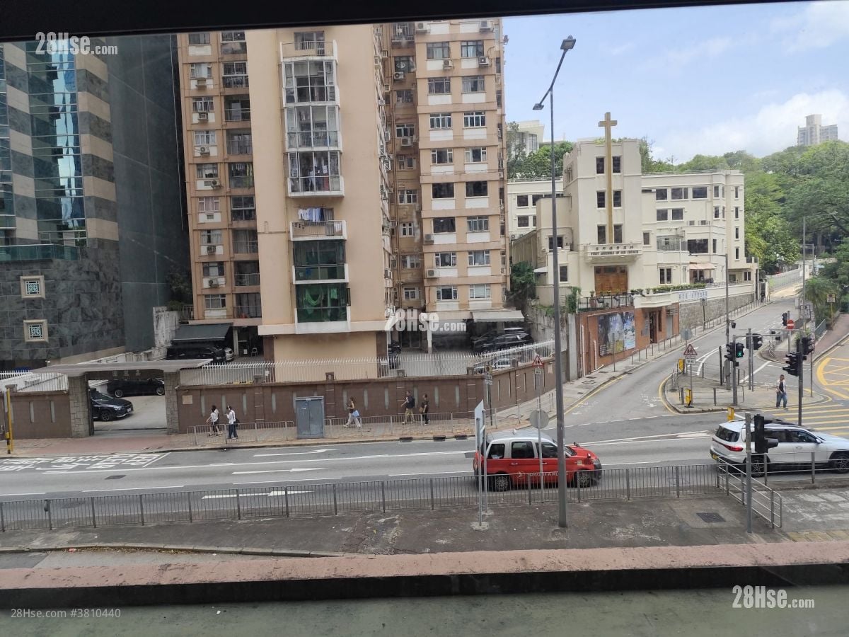 富都大厦 租盘 310 平方尺