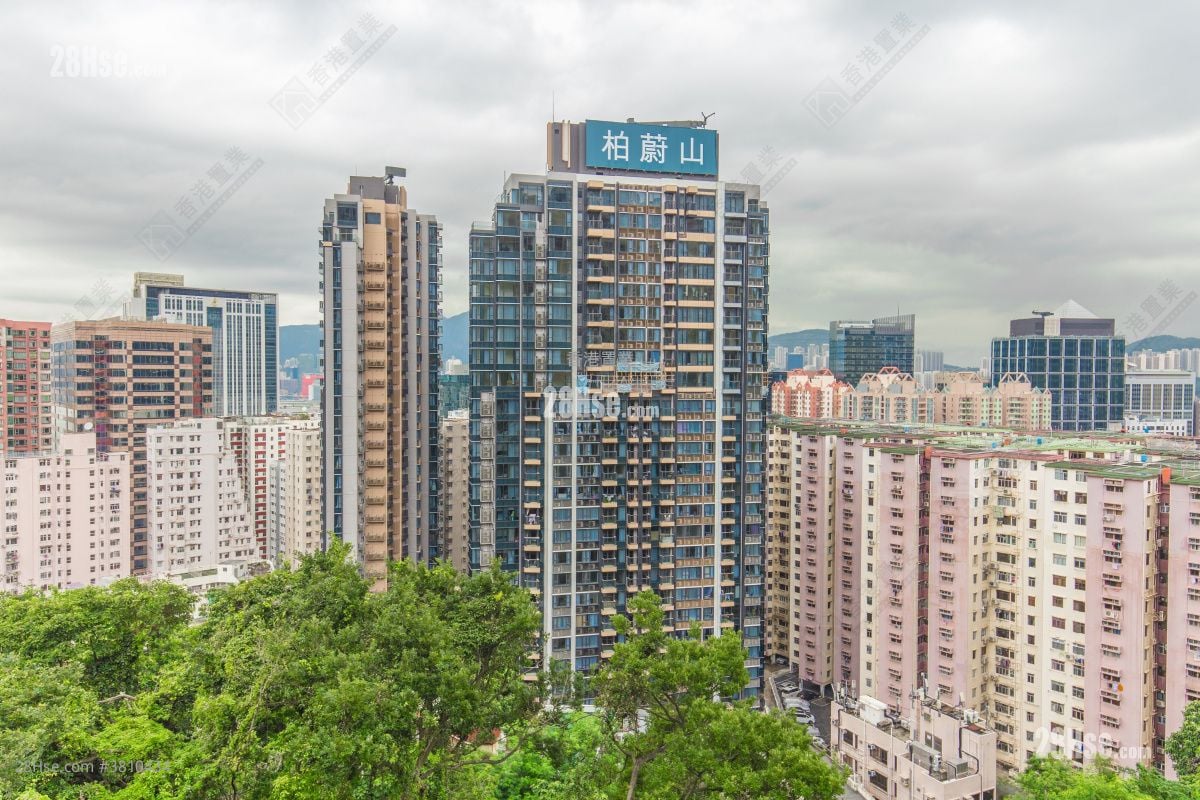 Fleur Pavilia Sell 1 Bedroom 570 ft²