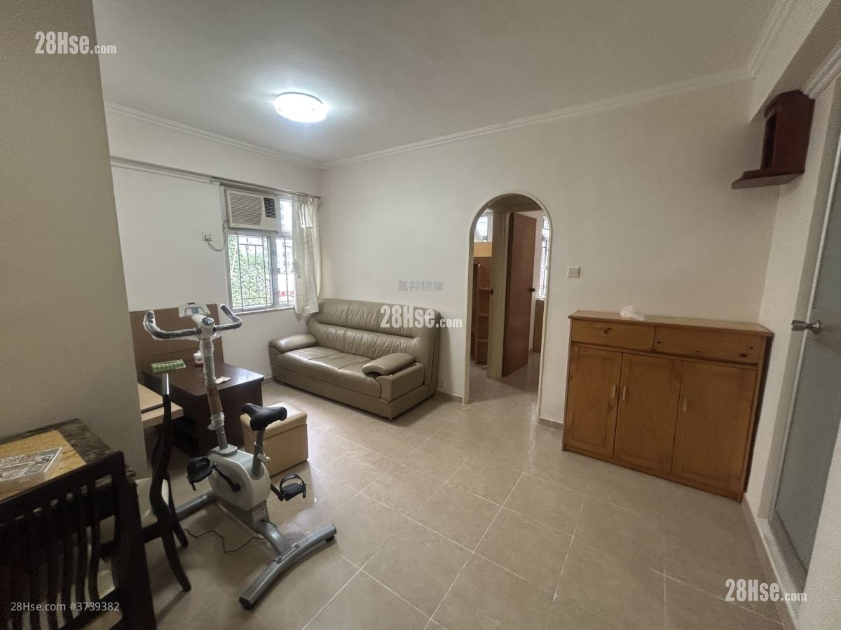 海宝花园 售盘 2 房 , 1 浴室 398 平方尺