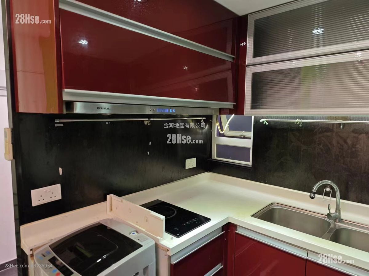 英来大厦 租盘 1 房 80 平方尺