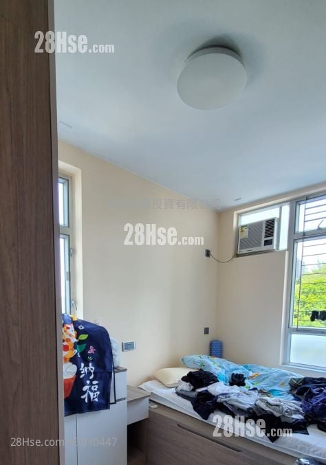 Shan Lai Court Sell 2 Bedrooms , 1 Bathroom 380 ft²