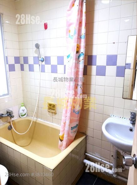 Ming Nga Court Sell 2 Bedrooms , 1 Bathroom 363 ft²