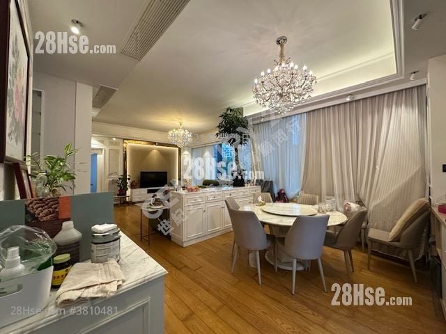 Dragons Range Sell 3 Bedrooms , 2 Bathrooms 1,763 ft²