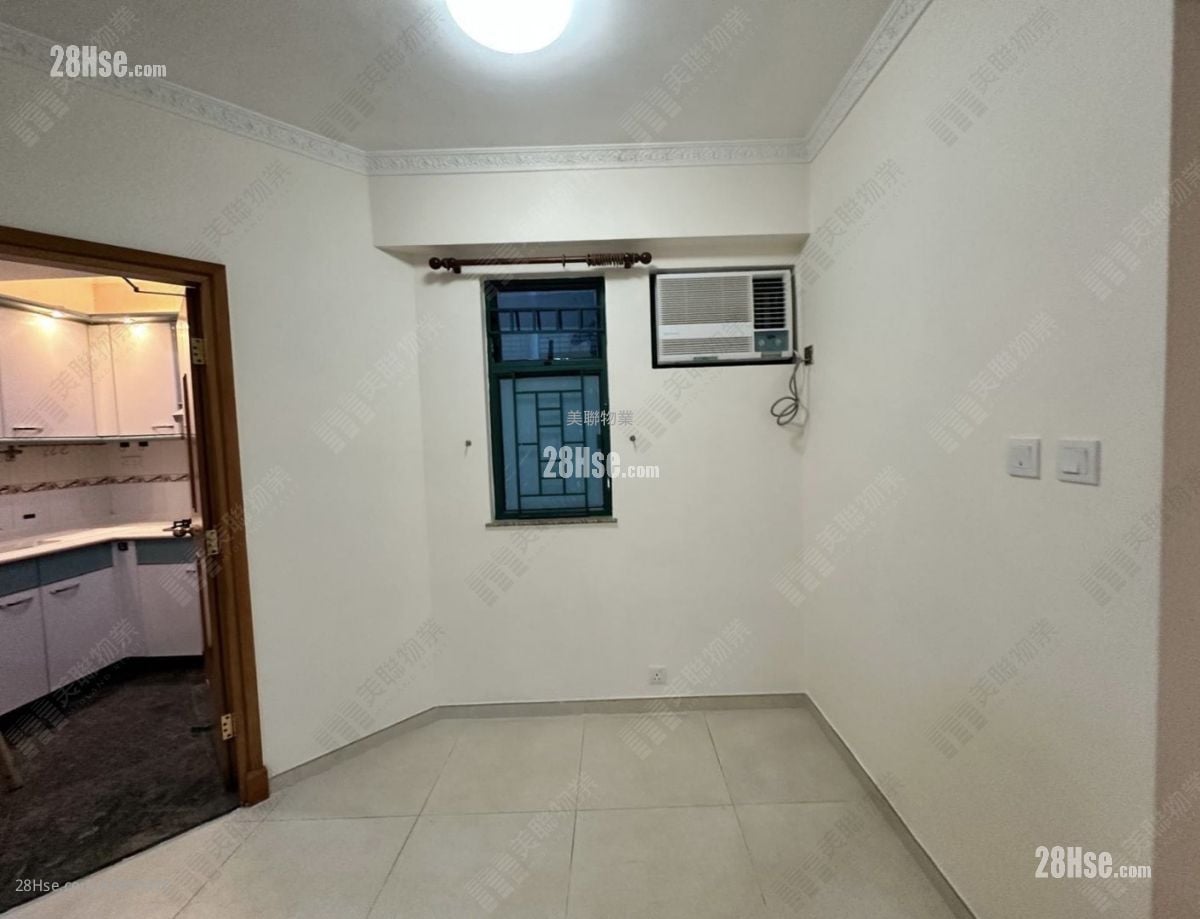 Grand Del Sol Sell 2 Bedrooms 573 ft²