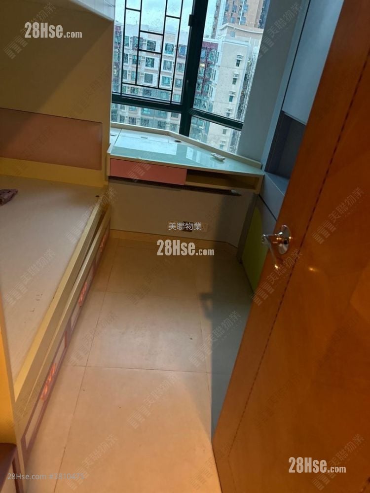 Grand Del Sol Sell 2 Bedrooms 573 ft²