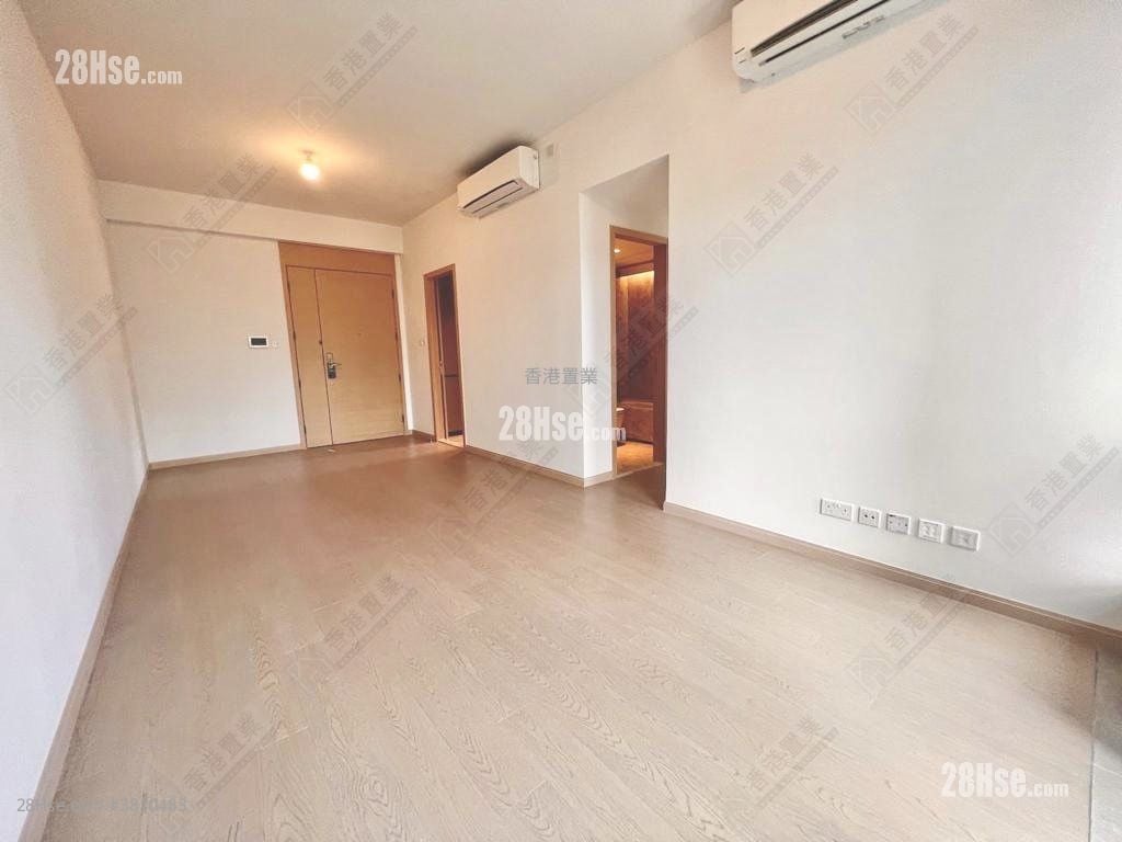 The Southside Rental 3 Bedrooms , 2 Bathrooms 751 ft²