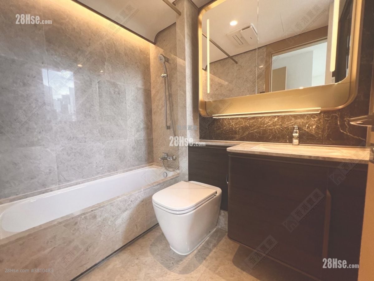 The Southside Rental 3 Bedrooms , 2 Bathrooms 751 ft²