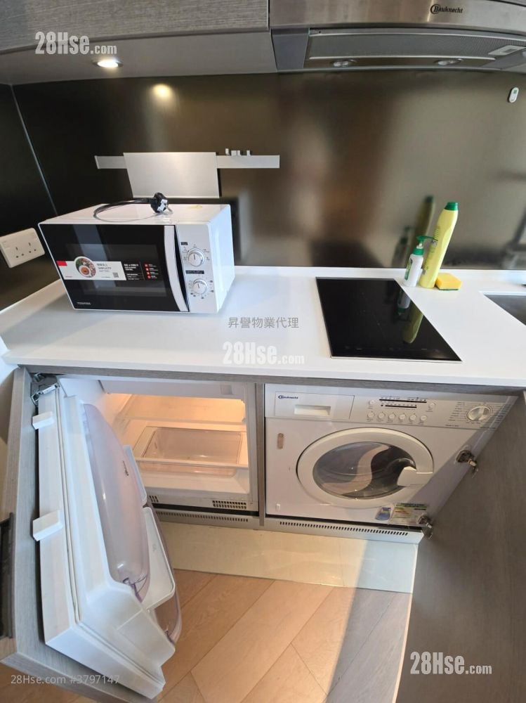 Upper East Rental Studio , 1 Bathroom 197 ft²