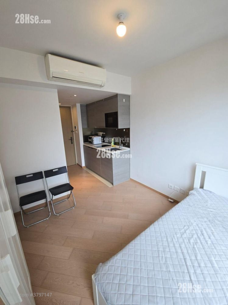 Upper East Rental Studio , 1 Bathroom 197 ft²