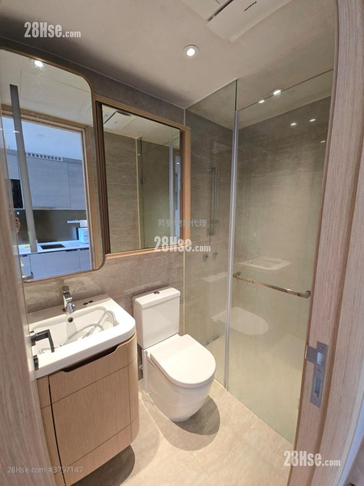 Upper East Rental Studio , 1 Bathroom 197 ft²