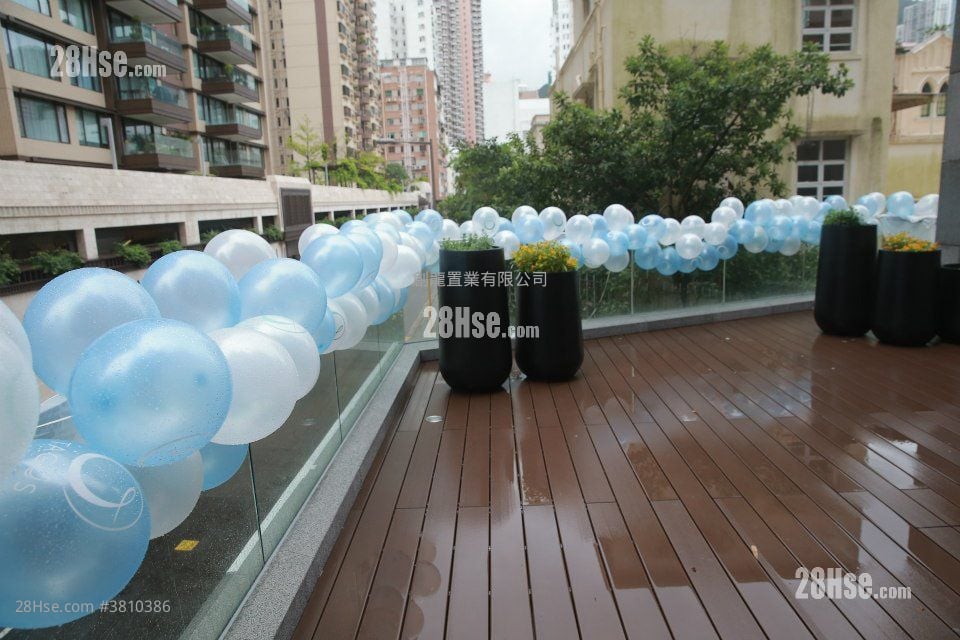 Apartment Rental 3 Bedrooms , 1 Bathroom 595 ft²