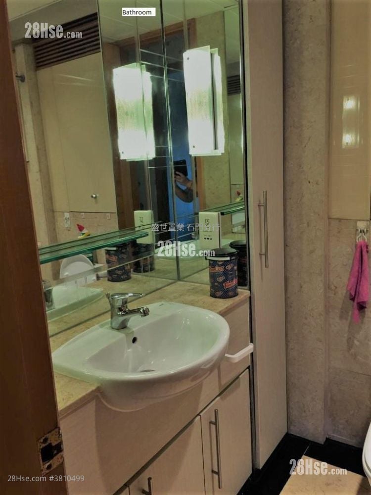 Vista Paradiso Sell 3 Bedrooms , 2 Bathrooms 745 ft²