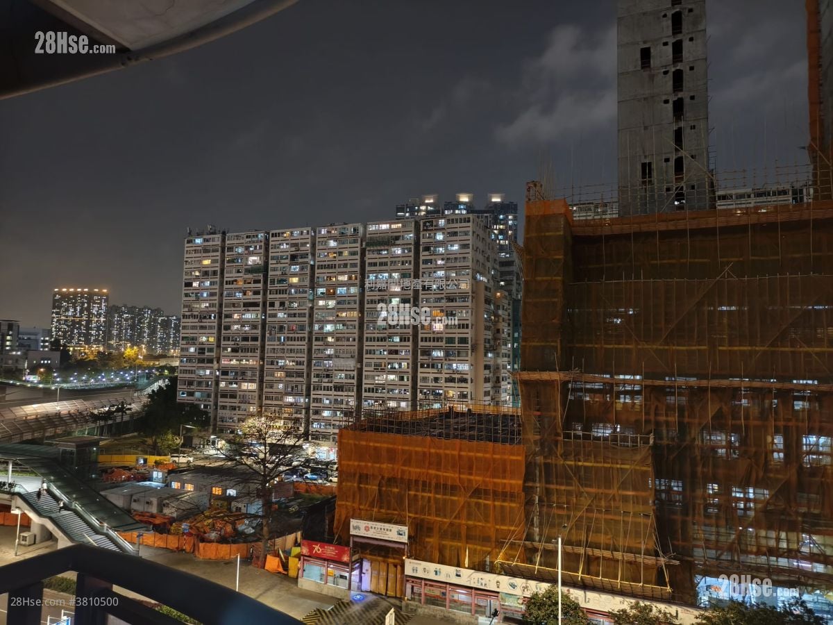 The Austin Sell 2 Bedrooms , 2 Bathrooms 688 ft²