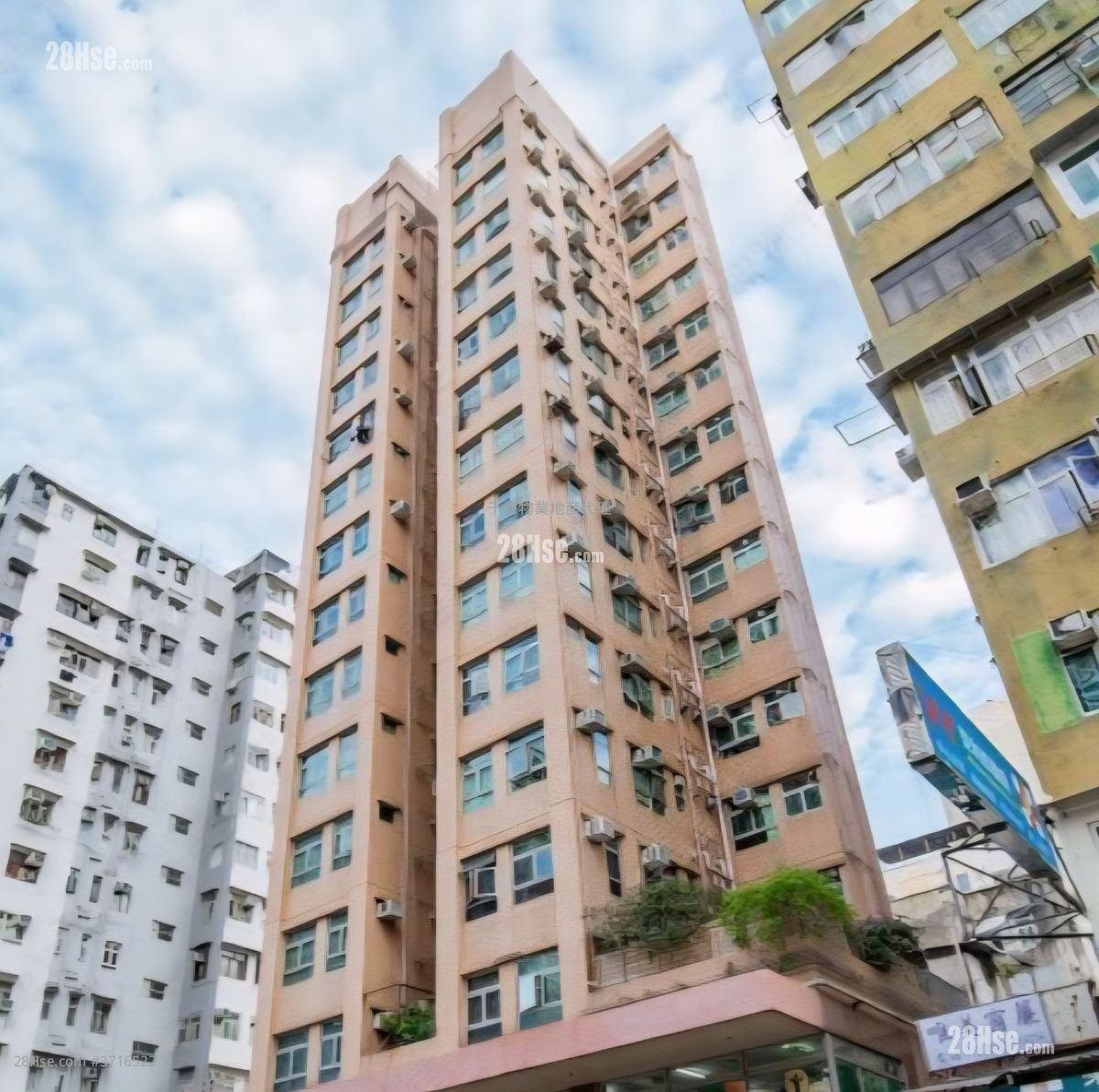 兆昌大厦 售盘 2 房 250 平方尺