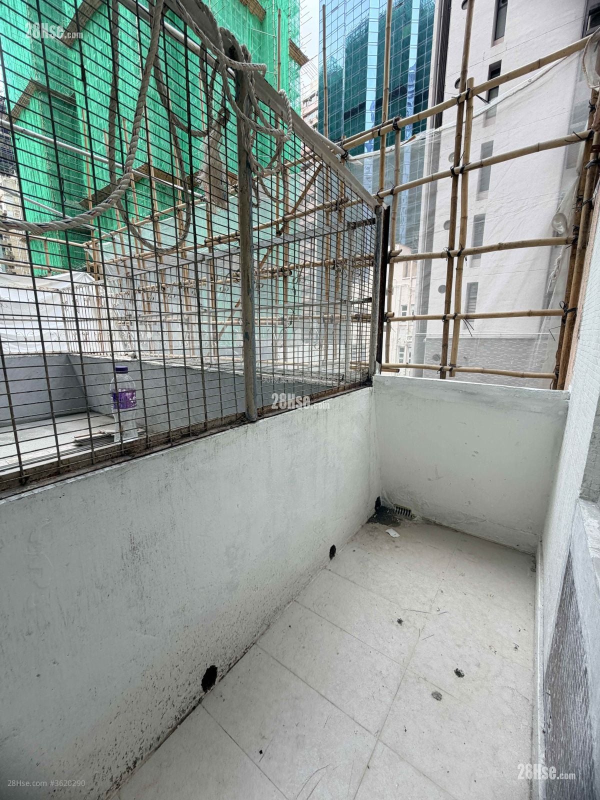 Evora Building Sell 260 ft²