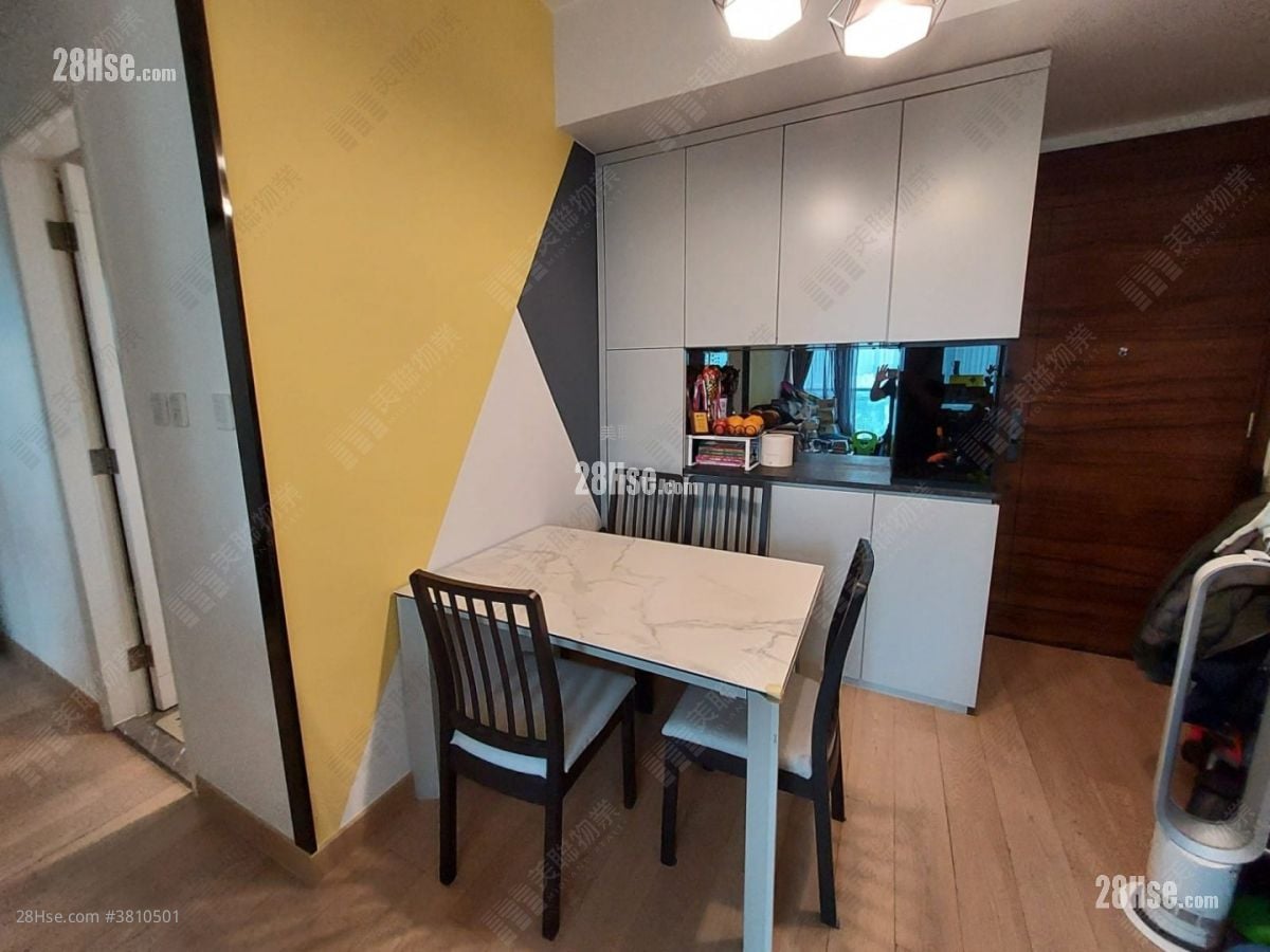 Savannah Sell 3 Bedrooms , 2 Bathrooms 672 ft²