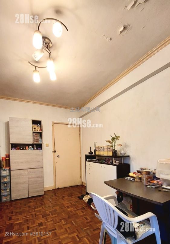 富安花园 售盘 3 房 , 1 浴室 591 平方尺