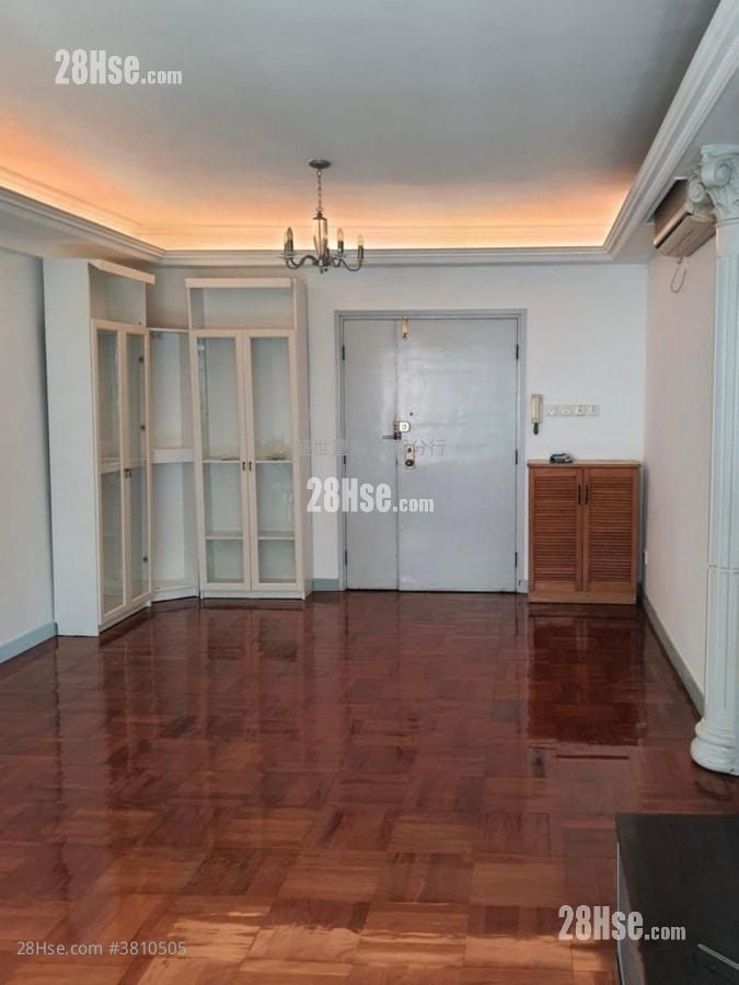 Pristine Villa Sell 3 Bedrooms , 2 Bathrooms 1,066 ft²