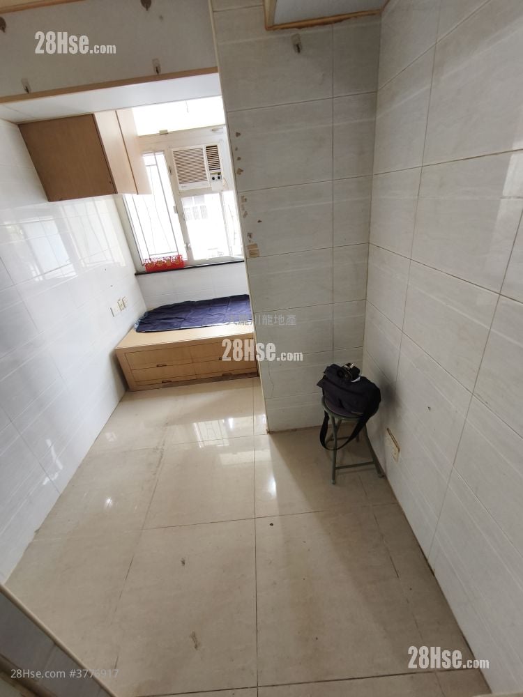 单幢楼房 租盘 1 房 , 1 浴室 120 平方尺