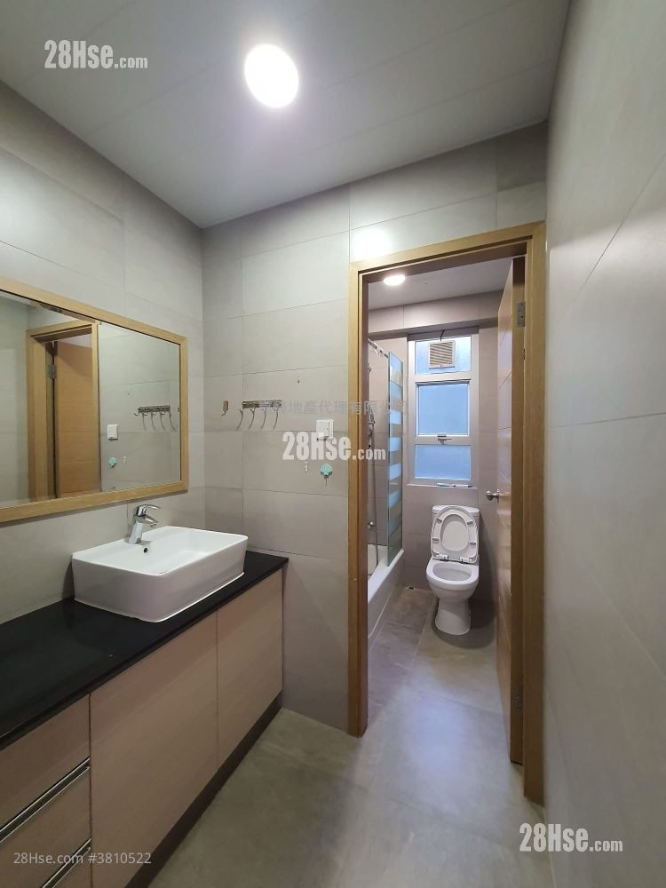 金龍大廈 租盤 3 房 , 2 浴室 1,143 平方呎