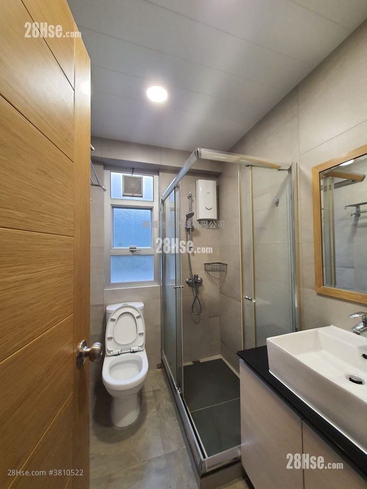 金龍大廈 租盤 3 房 , 2 浴室 1,143 平方呎